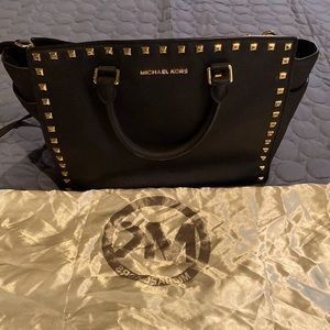 Michael Kors tote with crossbody strap